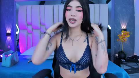 Snapshot of maddyperez8 chatting on 05-30-26, 08:17 BELLA online show from 05-30-26, 08:17