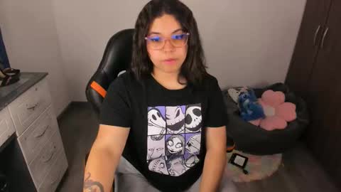 madelaine_taylor online show from 10-12-25, 11:48