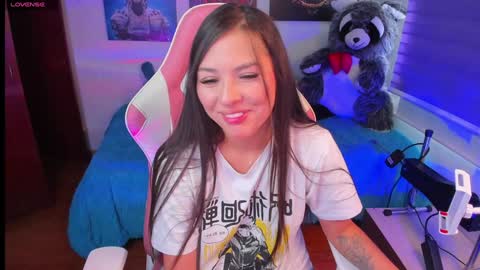 Snapshot of madeleine_shinobi chatting on 01-19-25, 09:13 Emily Only Fans online show from 01-19-25, 09:13