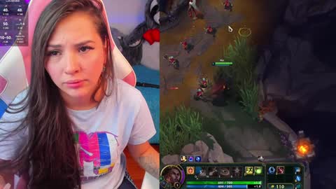 Snapshot of madeleine_shinobi chatting on 01-24-25, 01:45 Emily Only Fans online show from 01-24-25, 01:45