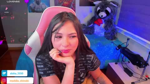 Snapshot of madeleine_shinobi chatting on 01-26-25, 11:39 Emily Only Fans online show from 01-26-25, 11:39