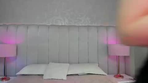 Snapshot of madeleynrose chatting on 07-20-26, 07:38 Madeleyn online show from 07-20-26, 07:38