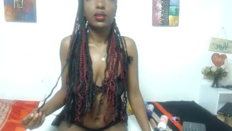 Madeline online show from 11-24-25, 12:27