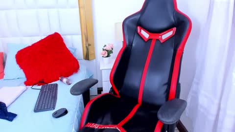 Madeline online show from 01-19-25, 06:20