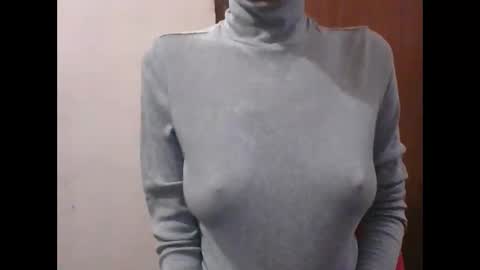 Snapshot of madhubala09 chatting on 01-23-25, 12:25 madhubala09 online show from 01-23-25, 12:25