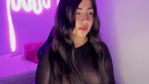 Snapshot of madii_smth chatting on 11-20-25, 06:02 Madisson Smith online show from 11-20-25, 06:02