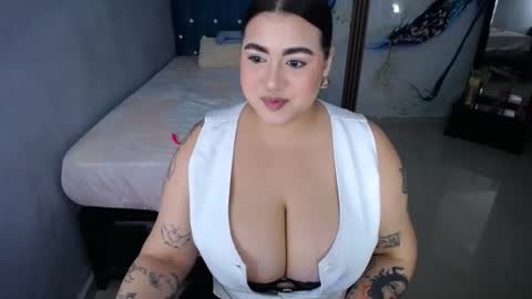 Snapshot of madinsoncopper chatting on 11-26-25, 04:57 madinsoncopper online show from 11-26-25, 04:57