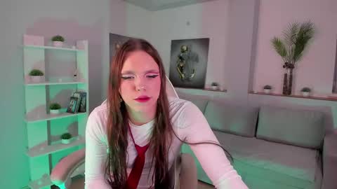 Snapshot of madison_mongomeri chatting on 11-08-25, 09:09 Medison online show from 11-08-25, 09:09