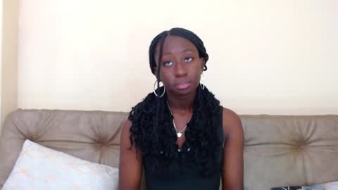 Snapshot of madison_mooney chatting on 12-28-24, 12:35 Madison online show from 12-28-24, 12:35
