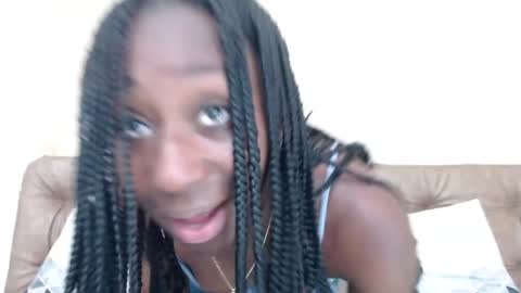 Snapshot of madison_mooney chatting on 01-02-25, 12:46 Madison online show from 01-02-25, 12:46