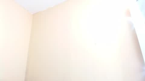 Snapshot of madison_mooney chatting on 01-21-25, 04:37 Madison online show from 01-21-25, 04:37