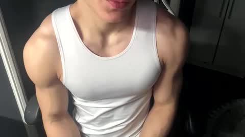 madisonboy2 online show from 10-30-25, 12:12