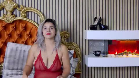 Snapshot of madisonrusso chatting on 10-20-25, 06:47 madisonrusso online show from 10-20-25, 06:47