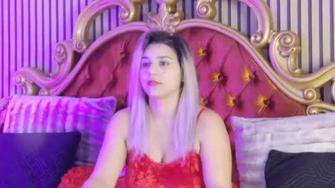 Snapshot of madisonrusso chatting on 12-23-25, 09:07 madisonrusso online show from 12-23-25, 09:07