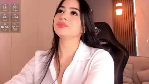 Snapshot of madisson_foxxx_ chatting on 07-16-26, 08:26 Madi Fox online show from 07-16-26, 08:26