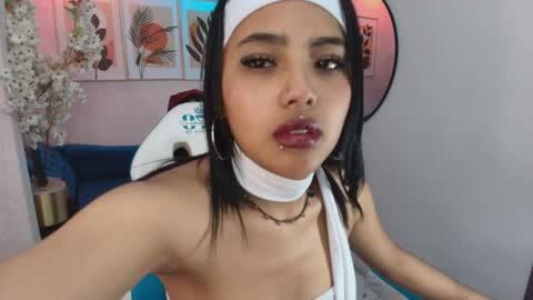 Snapshot of madisson_thompsonn chatting on 05-15-26, 09:00 madisson_thompsonn online show from 05-15-26, 09:00