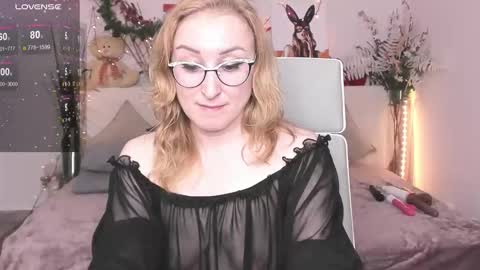 Snapshot of madissonkiss chatting on 12-03-25, 02:52 Madisson online show from 12-03-25, 02:52