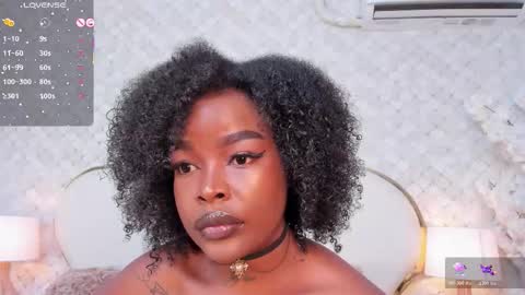 Madisson Lopez online show from 10-28-25, 10:12