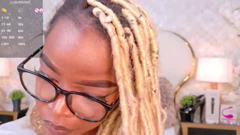 Madisson Lopez online show from 11-25-25, 09:26