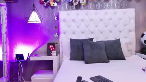 MadissonPayton online show from 07-12-26, 12:07