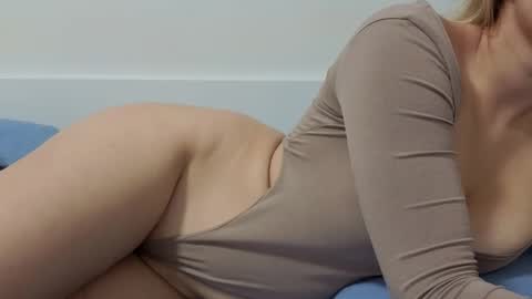 Snapshot of madoook chatting on 11-10-25, 06:07 Madoook online show from 11-10-25, 06:07