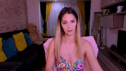 Madye Roberts online show from 03-23-26, 10:25