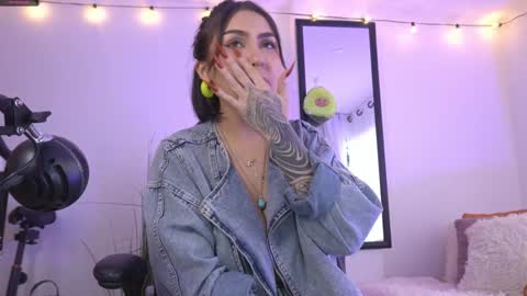 Maeve  schedule 11 am- 530 pm colombia time  online show from 01-03-25, 09:47