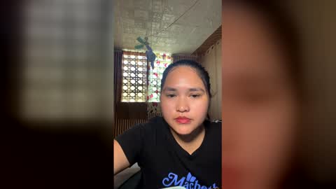 Snapshot of maemaebujawe31 chatting on 03-28-26, 05:51 maeyyy chubbyxxx online show from 03-28-26, 05:51