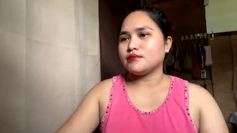 Snapshot of maemaebujawe31 chatting on 06-05-26, 05:47 maeyyy chubbyxxx online show from 06-05-26, 05:47