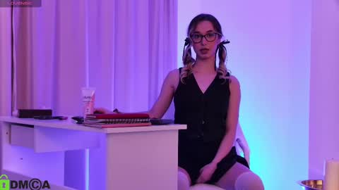 M. online show from 03-06-25, 07:21