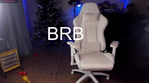 Maevee online show from 01-01-25, 10:11