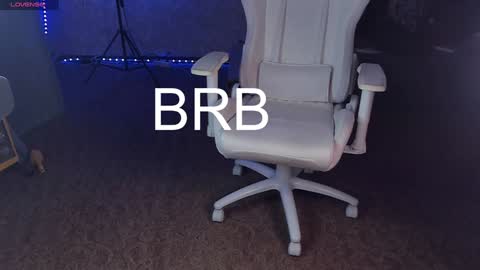 Maevee online show from 02-02-25, 10:24