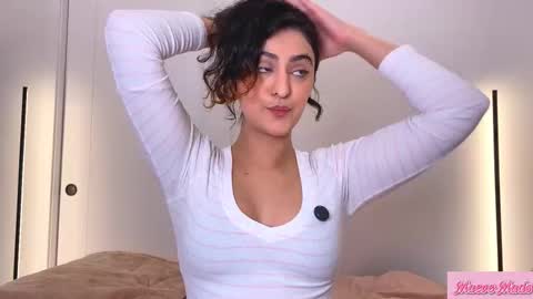 Snapshot of maevemads chatting on 02-24-26, 03:54 Meaves online show from 02-24-26, 03:54