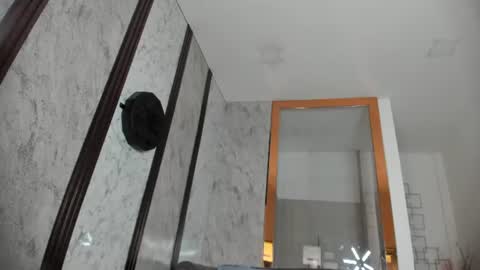 Snapshot of mafearias23 chatting on 06-10-26, 02:05 mafearias23 online show from 06-10-26, 02:05