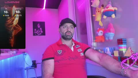 Snapshot of magabear chatting on 02-02-25, 09:02 Magabear online show from 02-02-25, 09:02