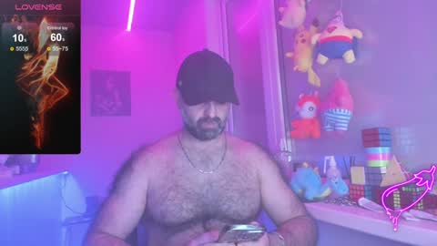 Snapshot of magabear chatting on 02-06-25, 08:45 Magabear online show from 02-06-25, 08:45