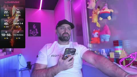 Snapshot of magabear chatting on 02-07-25, 07:18 Magabear online show from 02-07-25, 07:18