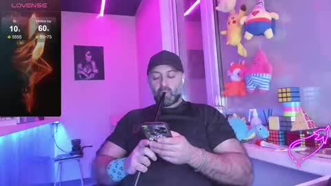 Snapshot of magabear chatting on 02-12-25, 07:34 Magabear online show from 02-12-25, 07:34