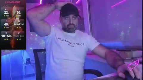 Snapshot of magabear chatting on 11-13-25, 07:13 Magabear online show from 11-13-25, 07:13