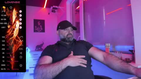 Snapshot of magabear chatting on 05-02-26, 03:22 Magabear online show from 05-02-26, 03:22
