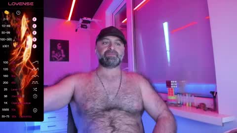 Snapshot of magabear chatting on 05-14-26, 11:44 Magabear online show from 05-14-26, 11:44