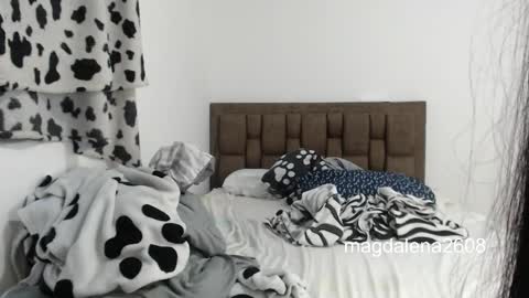 Snapshot of magdalena2608 chatting on 09-08-25, 10:53 Maria online show from 09-08-25, 10:53