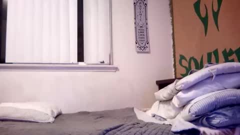 magdalena_805 online show from 02-28-25, 06:10