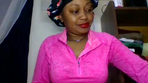 Snapshot of magdalinemus chatting on 06-16-26, 10:34 magdalinemus online show from 06-16-26, 10:34