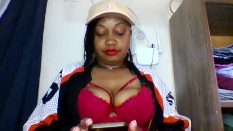 Snapshot of magdalinemus chatting on 07-17-26, 07:15 magdalinemus online show from 07-17-26, 07:15