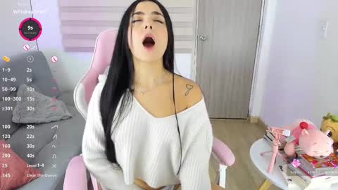 Eva online show from 11-23-25, 03:23