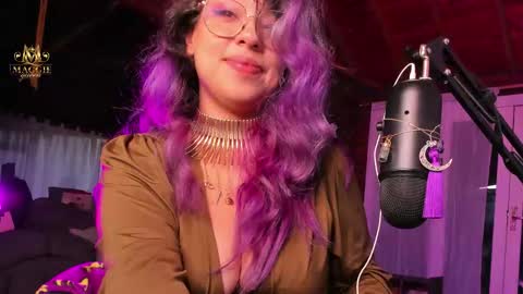 Luna online show from 10-02-25, 11:01