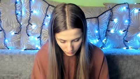 Snapshot of maggiecake chatting on 01-07-25, 05:54 Maggie online show from 01-07-25, 05:54