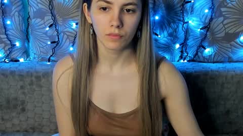 Snapshot of maggiecake chatting on 02-07-25, 07:50 Maggie online show from 02-07-25, 07:50