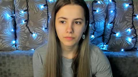 Snapshot of maggiecake chatting on 02-28-25, 06:10 Maggie online show from 02-28-25, 06:10